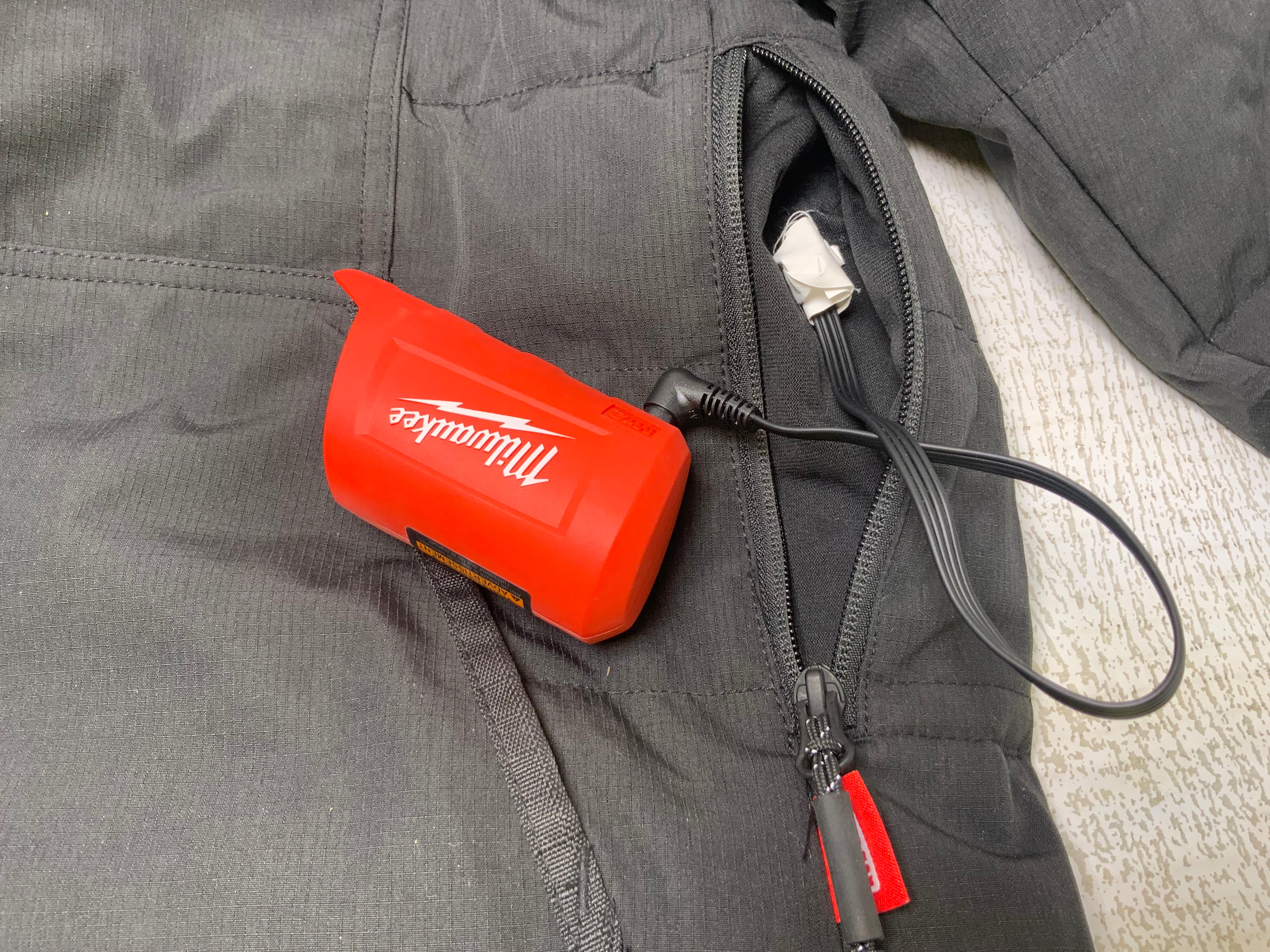 Milwaukee M12 Heated Jacket (SIZE LARGE) **BATTERIES NOT INCLUDED** (7982665629934)